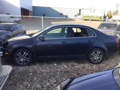 AC Condenser Fits 06-07 AUDI A3 179383 - Imagem 1 de 4