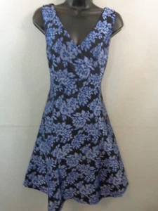 Donna Karan Dress Women's 10 Blue Black Sleeveless Floral V Neck Fit Flare - Picture 1 of 12