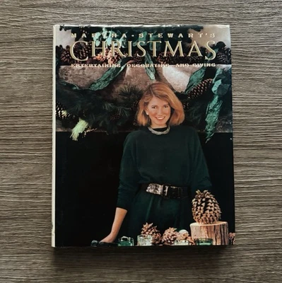 Martha Stewart’s Christmas 1989 1st Edition Entertaining Decorating HC Book - Imagem 1 de 4
