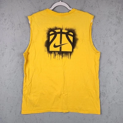 Camisa vintage Nike Hoops para hombre grande amarilla baloncesto centro Swoosh gráfico Y2k Foto 1 de 4