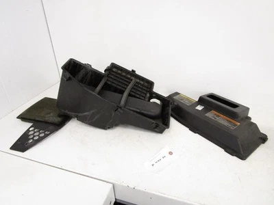 04 Polaris Indy 800 XC Airbox Intake 1253501 2004 - Image 1 of 4