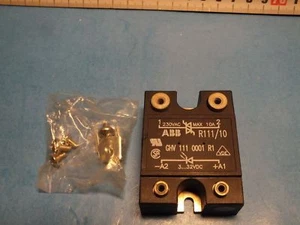 ABB R111/10; GHV1110001R1 230VAC/MAX 10A - 3-32VDC Solid State Relay - Picture 1 of 4