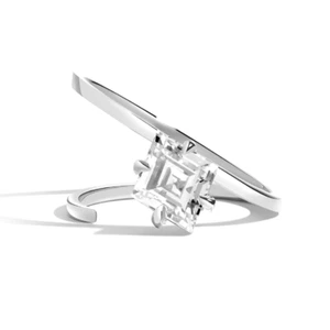 Anillo de compromiso fino de platino 950 0,80 quilates de diamante talla Asscher cultivado en laboratorio talla 6 7 - Imagen 1 de 7