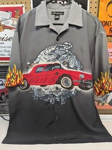 No Boundaries Flames Red Corvette Hot Rod Tiger Mens Short Sleeve Shirt Size L - Picture 1 of 11