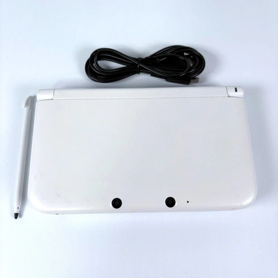Nintendo 3DS XL LL White NTSC-J Japanese Edition Console - Image 1 of 4