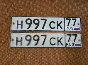2 MOSKAU STADT RUSSISCHE NUMMERNSCHILDER (PAAR) AUTO CAR TAG FLAG NUMMER H 997 CK 77 - Bild 1 von 1