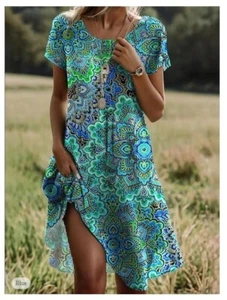 NWT Women's Knit T-Shirt Dress Casual Size M Knee Length Vibrant Blue and Green - Picture 1 of 4