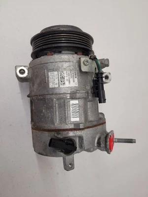 Chevrolet Malibu 2017-2024 compresor de aire acondicionado 84364335 17-24      Foto 1 de 4