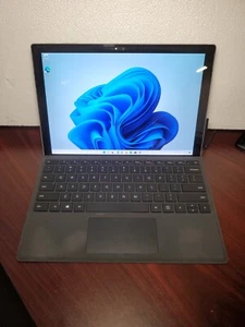 Microsoft Surface Pro 4 i7-6650U 8GB RAM 256GB SSD Win11 BAD BATTERY! #69 - Picture 1 of 7