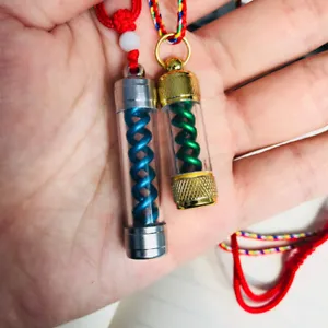 Resident Evil T-veronica Virus Test Tube Model Necklace Keychain Figure Pendant - Picture 1 of 12