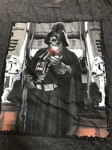 T-shirt uomo Star Wars Darth Vader selfie foto bomba con licenza ufficiale taglia XL - Foto 1 di 4