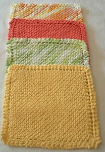 4 HANDGEMACHTE GESTRICKTE GESCHIRRKLEIDUNG 100 % BAUMWOLLE 8" mal 8" Dekor Küche  - Bild 1 von 1