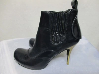 Alexander McQueen Navy Leather Ankle Boots Booties Heel Shoes Size 36.5 - Image 1 of 4
