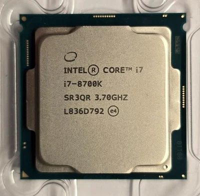 Procesador CPU de escritorio Intel Core i7-8700K 3,70 GHz 6 núcleos 12 MB LGA1151 (SR3QR) Foto 1 de 2