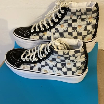 VANS SK 8 Hi Top Trainers  Daisy Print UK3.5 US 6 EU 36-37 Black White GENUINE - Image 1 of 4