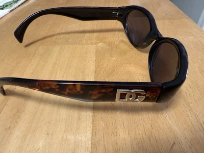 DG Gafas de sol Mujer Marco Marrón Caparazón Tortuga Foto 1 de 4