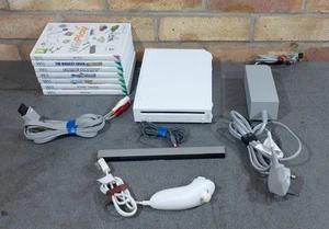 Nintendo Wii Bundle - White - Games But No Remote (W4) - Picture 1 of 7