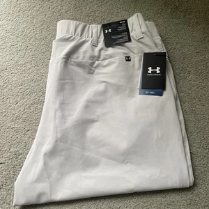 Under Armour Herren Gr. 40x32 Tapered UA Golfhose hellgrau Stretchstoff Neu mit Etikett - Bild 1 von 15