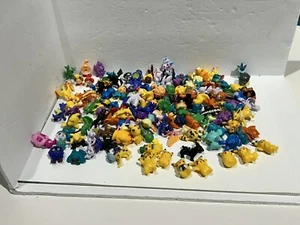 Pokemon Lot 115+ 1" Miniatur Figuren Spielzeug gemarkt "PK CHINA" großes Sortiment - Bild 1 von 8