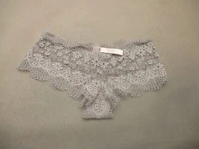 全新带标签 Victoria's Secret S 码女式灰色蕾丝弹力男孩短裤 2L — 第 1/4 张图片