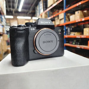 Sony a7R V Mirrorless Camera - ILCE7RM5/B - Picture 1 of 3