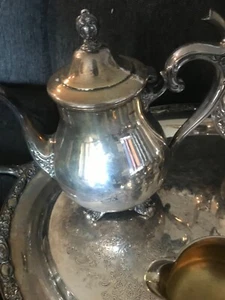 WM Rogers & Son Victorian Rose Antique 5 Piece Silver Tea Coffee Serving Set - Picture 1 of 5