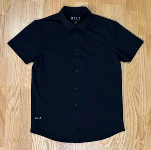 BYLT Premium Basics Lux Short Sleeve Button Up Collared Shirt, Men’s Small - Picture 1 of 7
