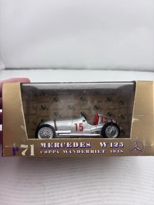 梅赛德斯 W125 Brumm 压铸汽车模型 1/43 比例编号 r71 — 第 1/4 张图片