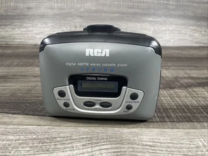 RCA Stereo Cassette Player und AM/FM Radio RP-1872A getestet und funktionsfähig - Bild 1 von 7