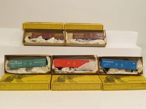Details West HO Lot of 5 Freight Cars LN 12065 - Picture 1 of 4