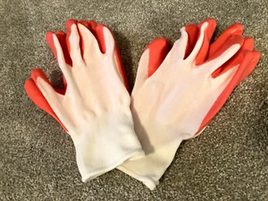 2 Pair of Women's Orange/White Nitrile Dipped Gardening Gloves (Size L) - Picture 1 of 3