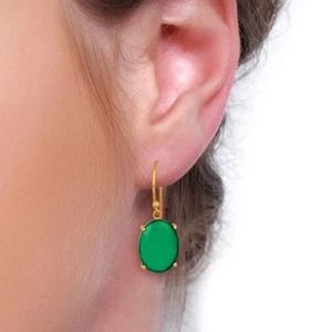 Green onyx flat gemstone 925 silver yellow gold plated dangle earrings - Picture 1 of 4