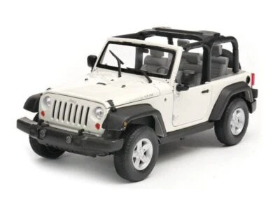 WELLY 2007 JEEP WRANGLER RUBICON CONVERTIBLE 1/24 DIECAST MODEL CAR WHITE 22489 - Image 1 of 2
