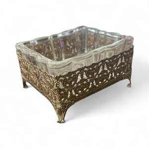 Vintage Ormolu Filigree Gold Gilt Vanity Soap Dish - Picture 1 of 3