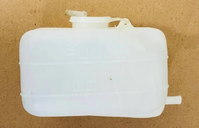 Botella depósito agua radiador para Daihatsu Charade modelos G11 (1984-1986) Foto 1 de 3