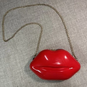 Mujer Rojo Labio Cartera Bolso de Mano Brillante 20” Eslabón Dorado Correa para el Hombro Sin Marca - Imagen 1 de 8