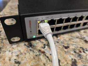 IP CamPower 48 Port, POE, 400W - All Working - Picture 1 of 6
