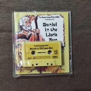 Vintage (1975) Story Teller Superscope Daniel in the Lion's Den Book & Cassette