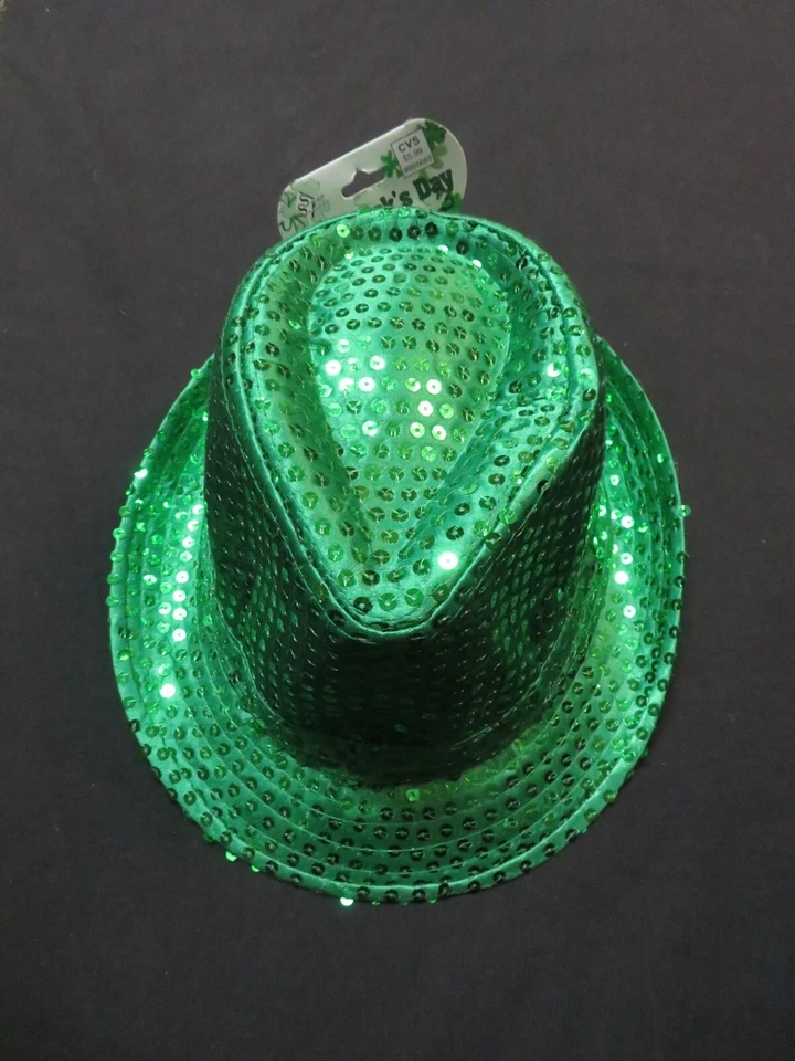 (1) Sombrero Fedora Temporadas Pequeñas Día de San Patricio Foto 1 de 2