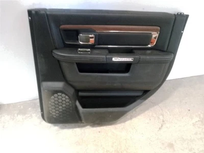 Отделочная панель правой задней двери 2016 RAM1500, LARAMIE OPT, 11878779 - Изображение 1 из 4