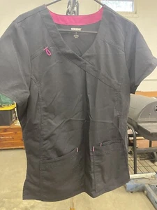 Scrubstar Scrub Top - Size M - Black/Pink - Preowned  - Picture 1 of 2