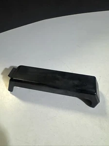 2007-2013 BMW 335i 335xi E92 E93 Rear Bumper Bottom Center Bracket Guide OEM - Bild 1 von 4