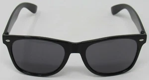 NEW w/ TAG Black US Army Classic Sunglasses 100% UV Protection Scratch Resistant - Picture 1 of 12