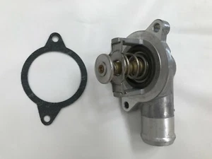 Thermostat Boîtier  + joint transporter t5 touareg 2,5 tdi T5  070121114  - Imagen 1 de 4