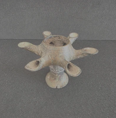 Antica Lucerna Seicentesca in Bronzo - Immagine 1 di 4