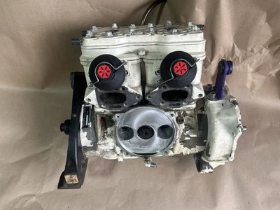 Двигатель спидстера 1996 Seadoo GTX 800 787 GSX XP в комплекте б/у для пресной воды - Изображение 1 из 4