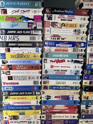 MOVIE STORE GOING OUT OF BUSINESS! VHS Tape Lot ALL GENRES $5.00 Flat Ship OOP Foto 1 de 4