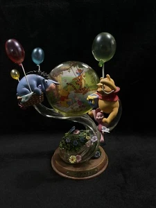 Bradford Exchange Winnie The Pooh Swirling Through The Seasons “Summer” - Picture 1 of 7