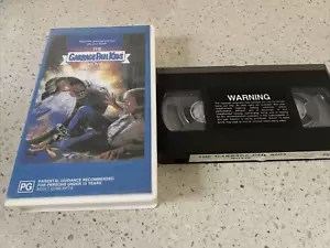 THE GARBAGE PAIL KIDS MOVIE - VHS VIDEO - Picture 1 of 2