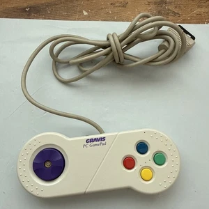 Gravis PC Gamepad Controller Retro anni 90 Joystick 4 Pulsanti Porta Seriale Vintage - Foto 1 di 4